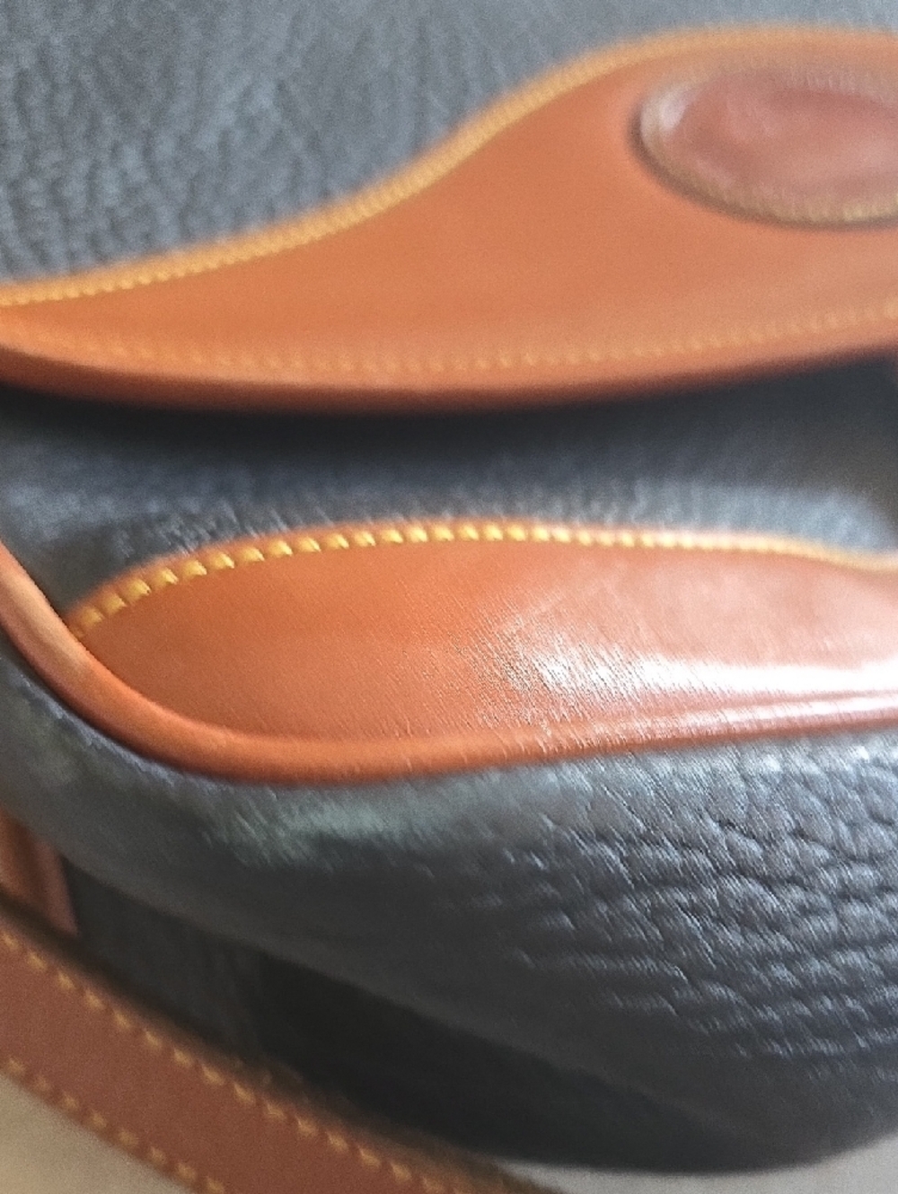 Vintage DOONEY AND BOURKE Black and Brown Leather Crossbody Bag - Picture 7 of 12